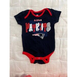 New England Patriots NFL Football Baby One-Piece Size  3-6 Months